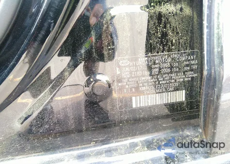 2018 Hyundai Elantra Gt z USA, uszkodzony, nr VIN KMHH35LE2JU018939